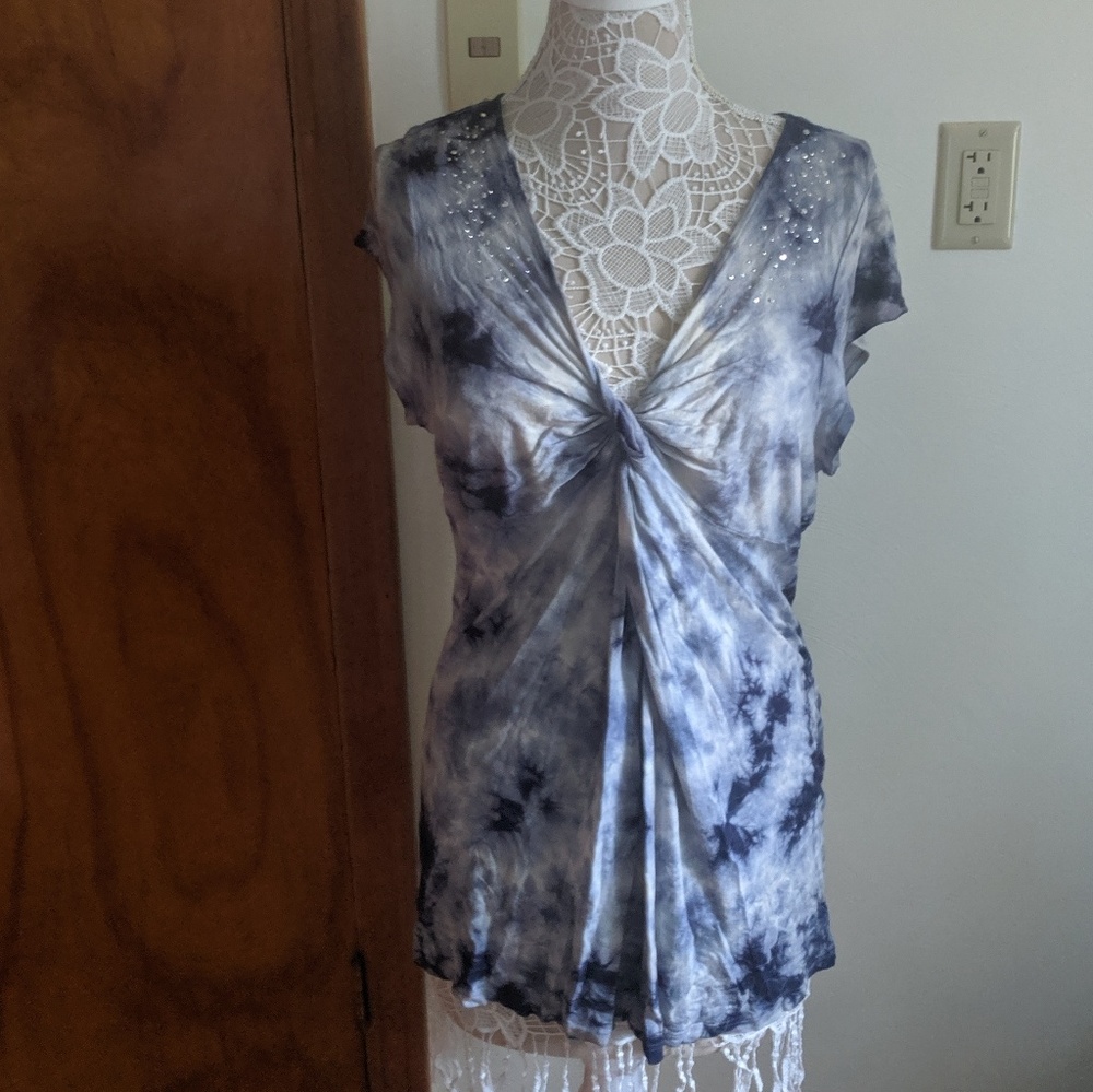 EUC INC Navy/White Tie Dye Tee with Silver Studs